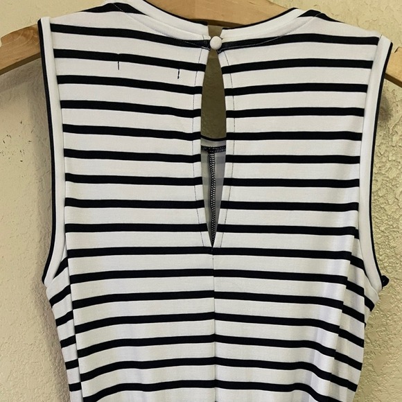 Banana Republic Striped Sleeveless Cropped Wide Leg Jumpsuit Size 0 - Picture 4 of 7